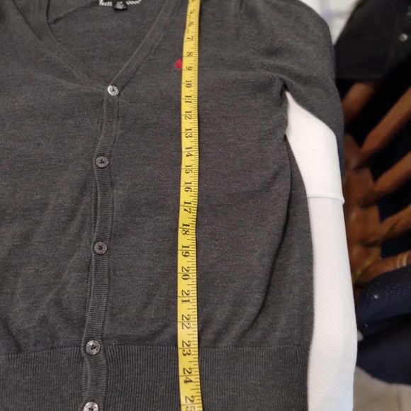 Volcom cardigan SZ: medium - Picture 9 of 10